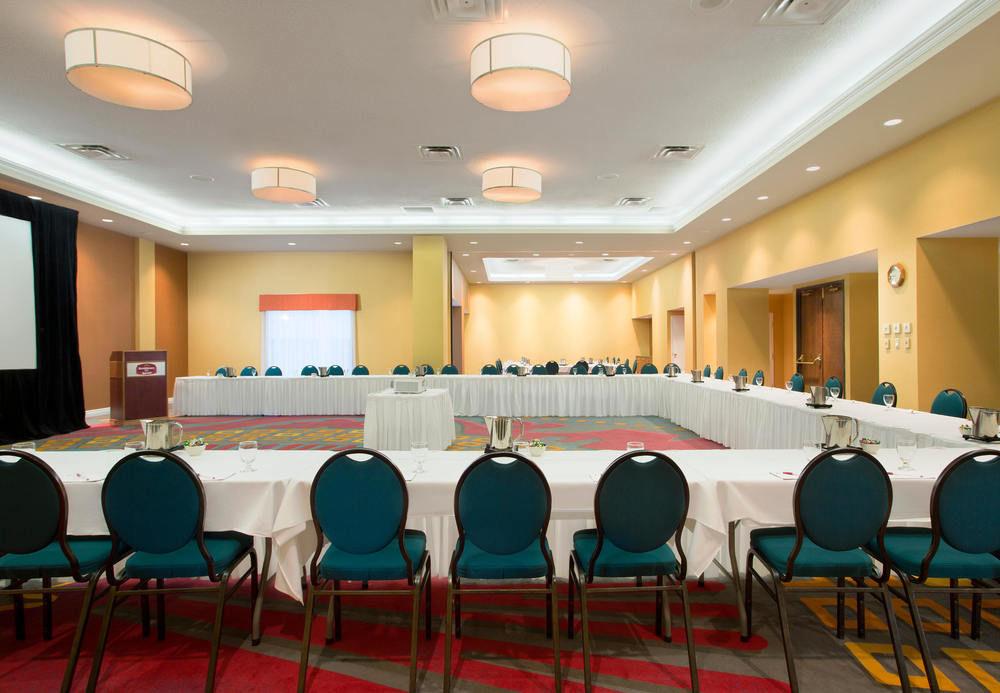 The Carleton Suite Hotel Оттава Экстерьер фото