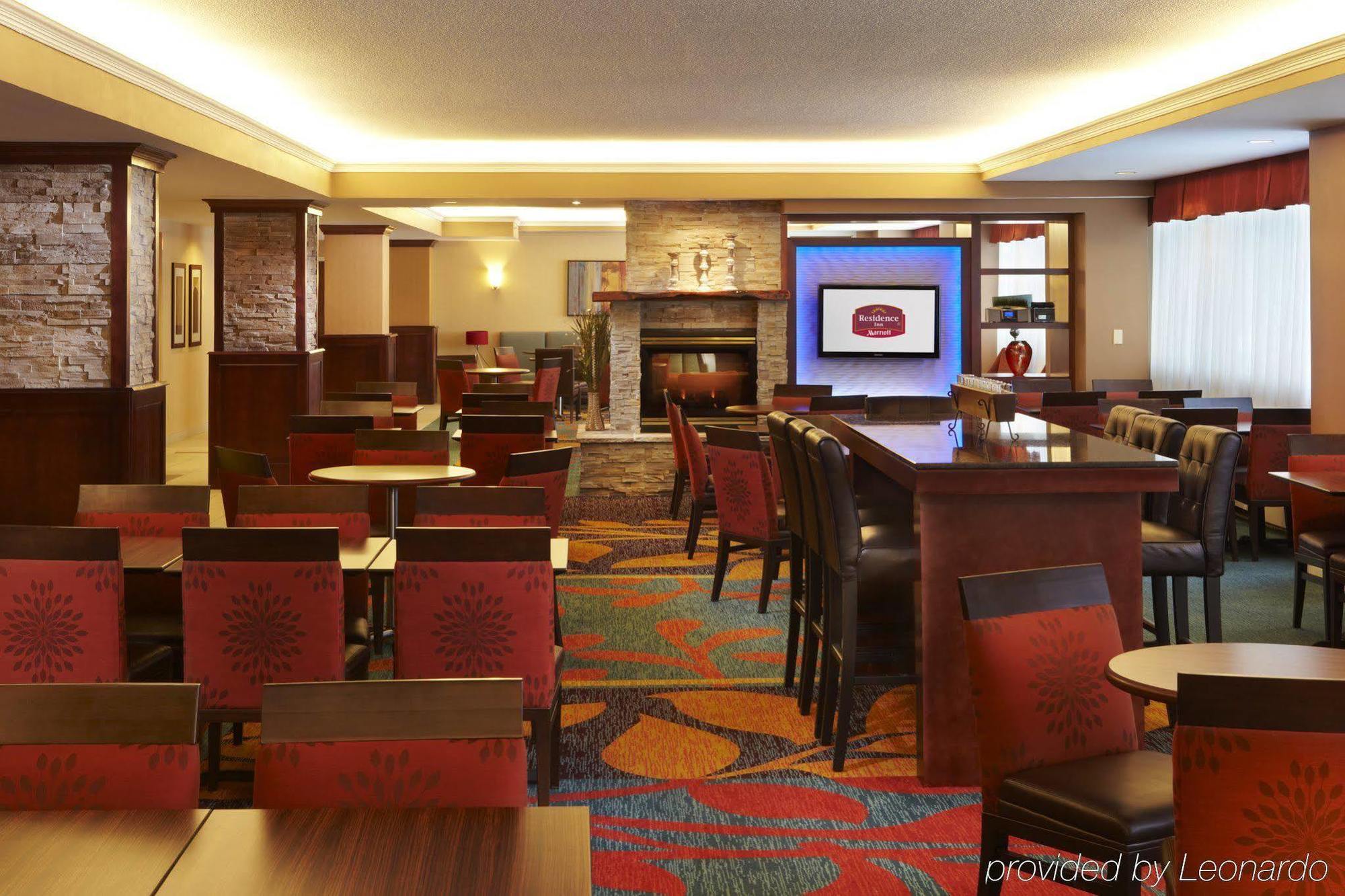 The Carleton Suite Hotel Оттава Экстерьер фото