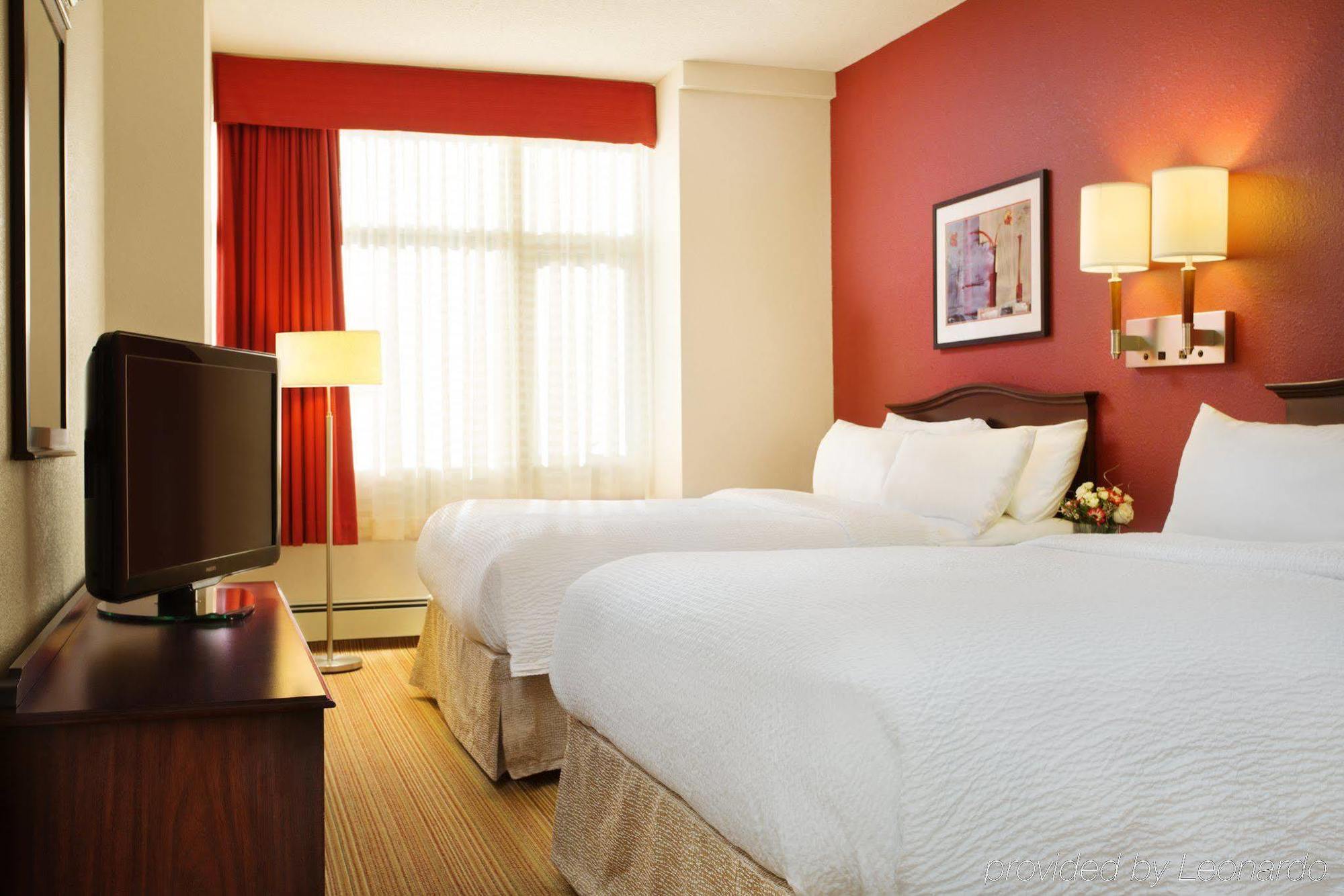 The Carleton Suite Hotel Оттава Экстерьер фото